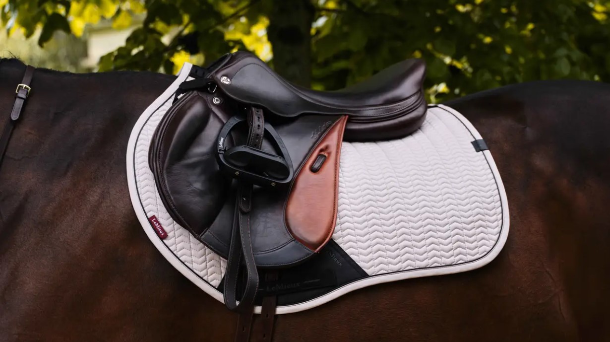 LeMieux Finesse Eurojump Dekje Stone - Afbeelding 2